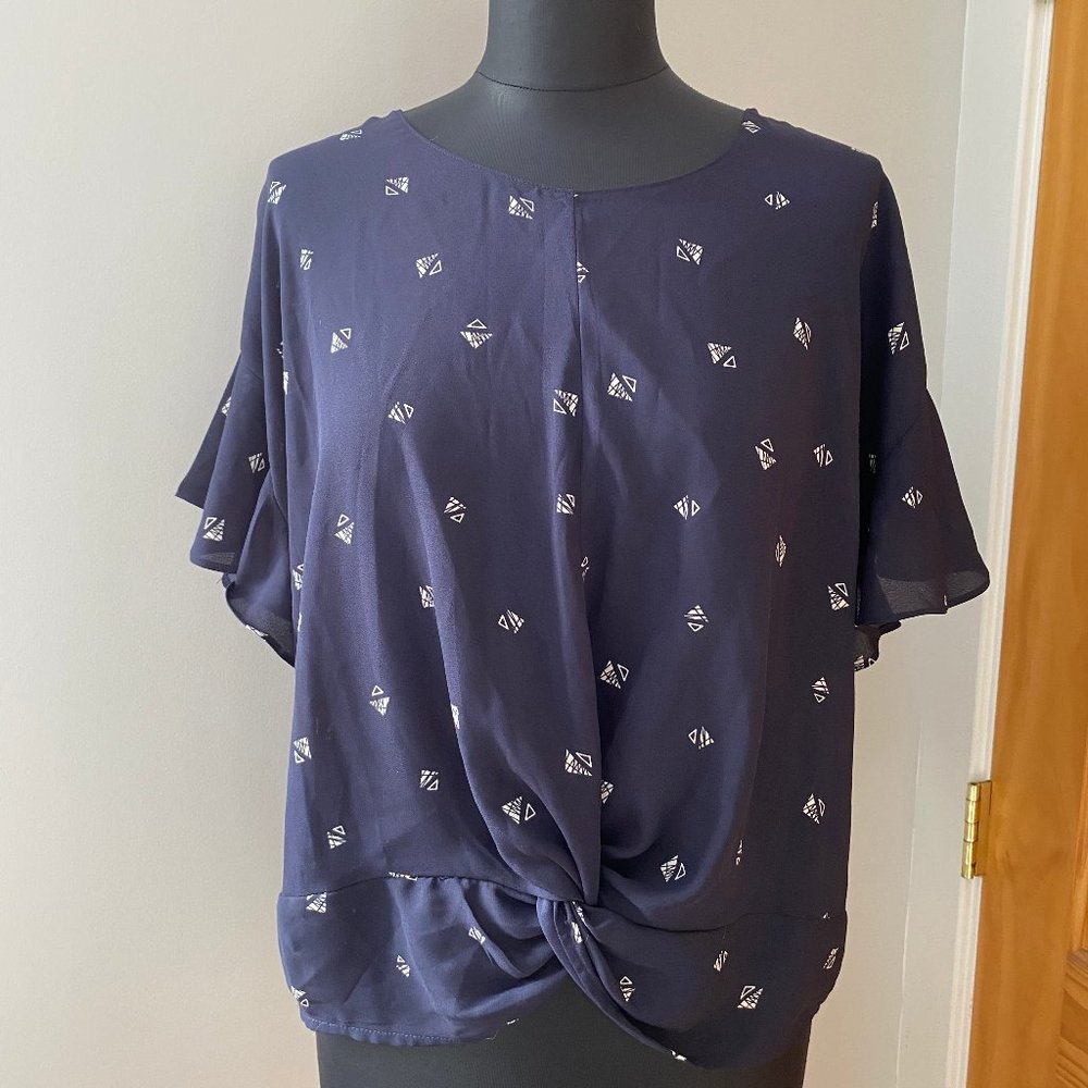 Lush crop navy blouse with front twist detail